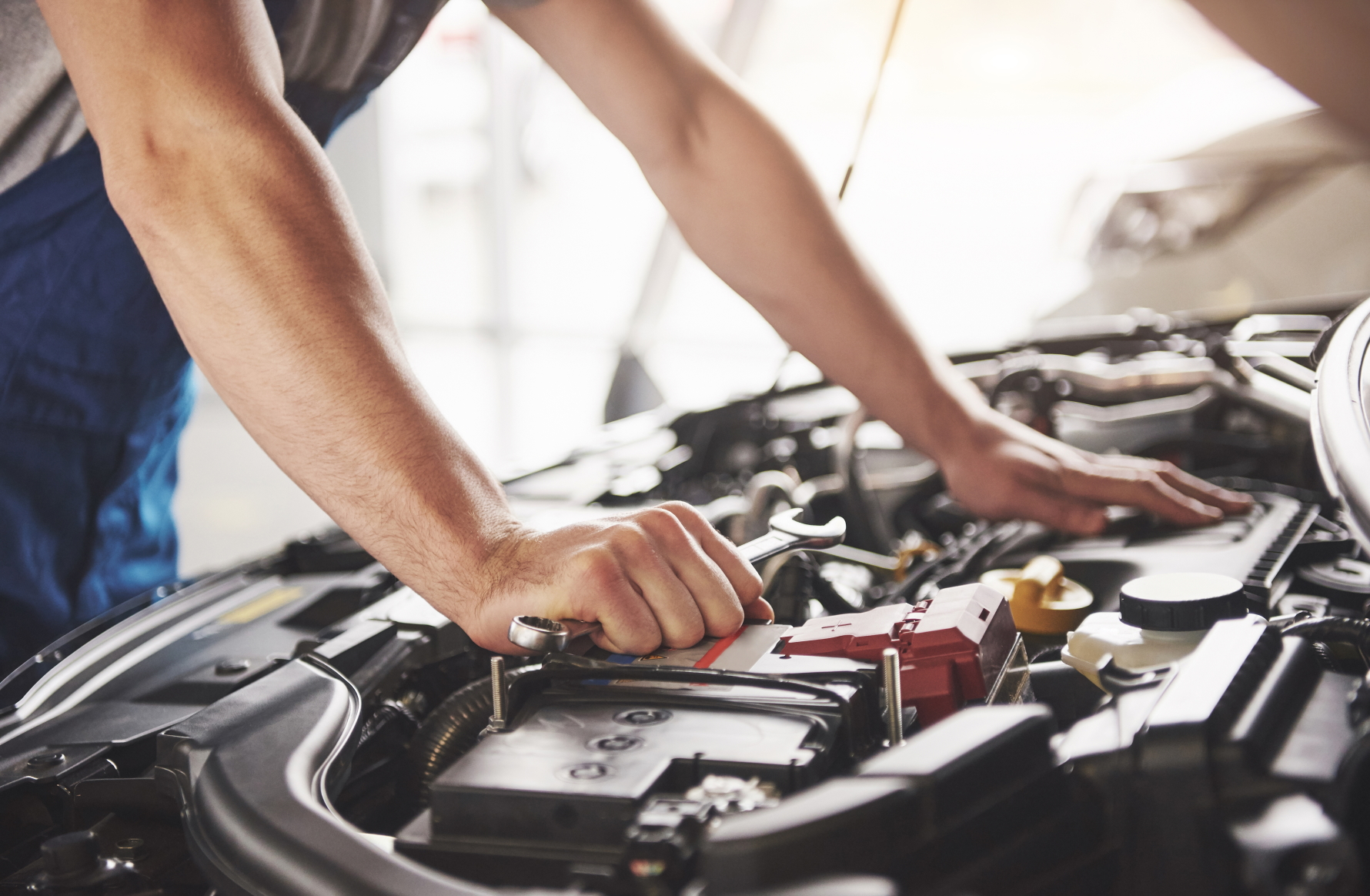Słownik Mechanika – Najobszerniejszy Przewodnik po Budowie i Osprzęcie Samochodu